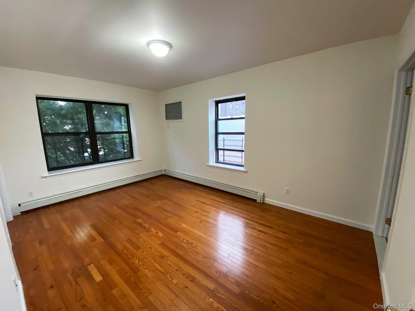 Welcome to 190 W 239th St. nestled in the highly sought-after - photo 23