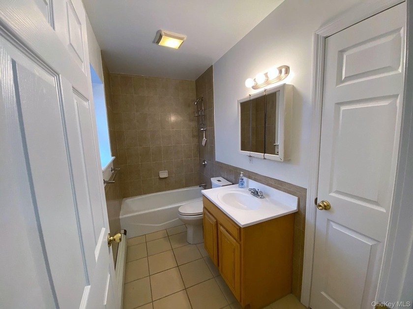 Welcome to 190 W 239th St. nestled in the highly sought-after - photo 25