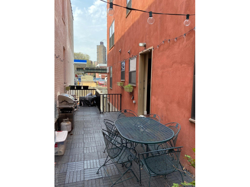 Welcome to 190 W 239th St. nestled in the highly sought-after - photo 29