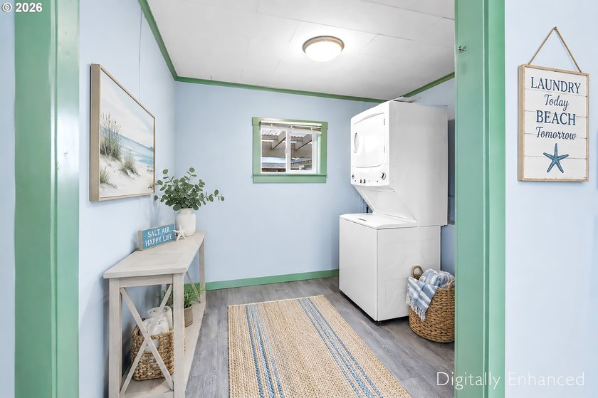 Adorable coastal cabin just steps from the ocean! This charming - photo 25
