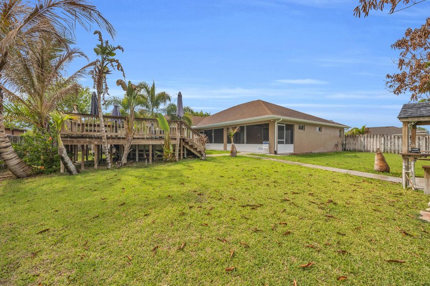 NEW ROOF 2026! Beautifully maintained 4-bedroom, 2-bath home - photo 41