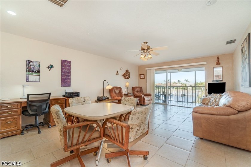 Experience turnkey waterfront living in the heart of Punta - photo 5