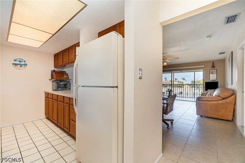 Experience turnkey waterfront living in the heart of Punta - photo 9