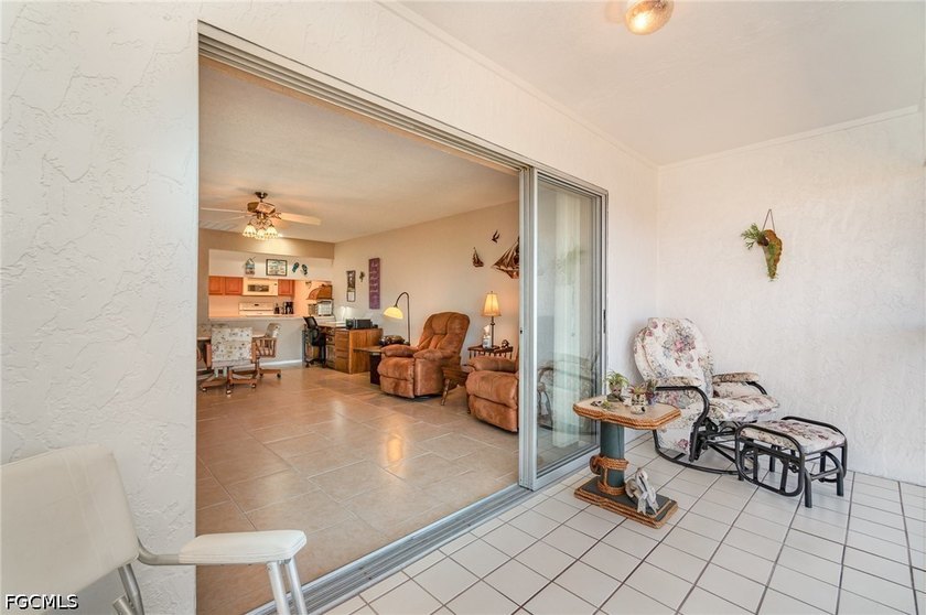 Experience turnkey waterfront living in the heart of Punta - photo 10
