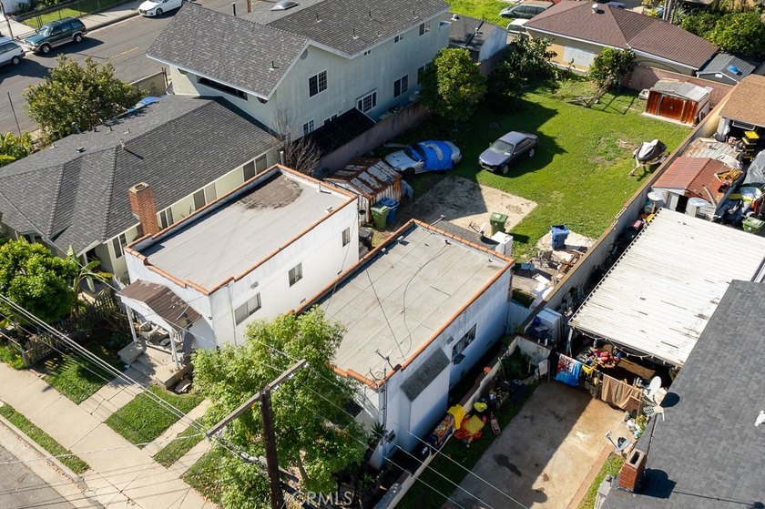 1607 Neptune Ave, Wilmington presents an excellent value-add and - photo 3