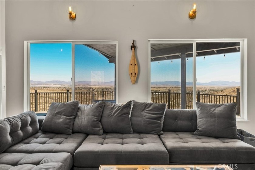 Welcome to the pinnacle of desert living - a custom-designed - photo 21
