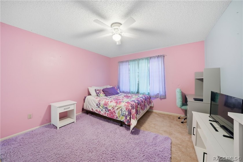 One or more photo(s) has been virtually staged. Tucked away in - photo 22