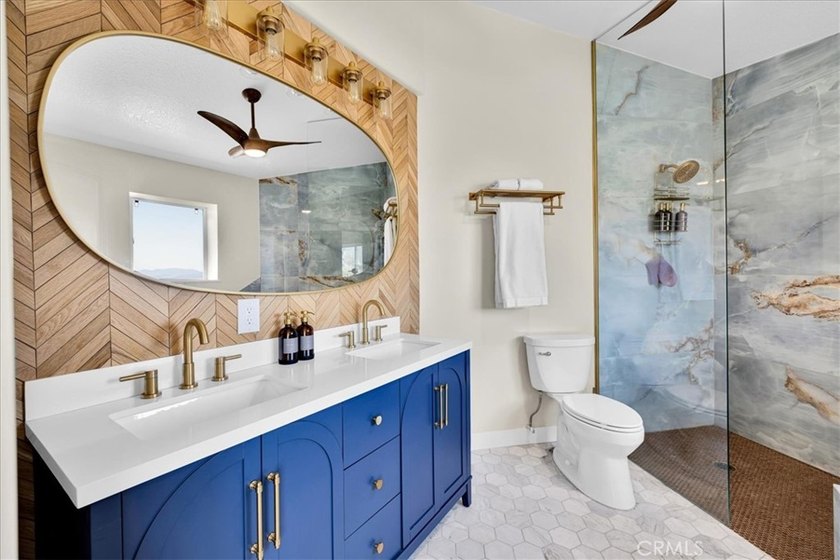 Welcome to the pinnacle of desert living - a custom-designed - photo 26