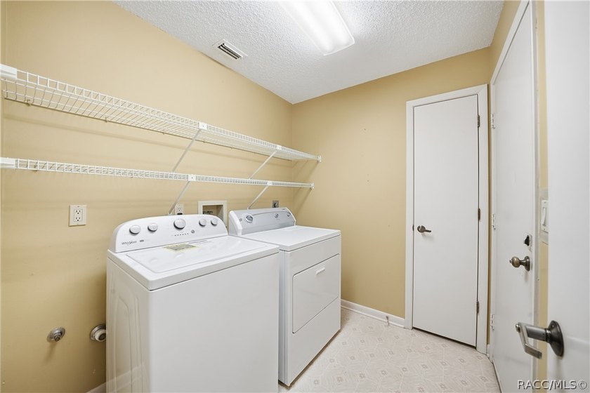 One or more photo(s) has been virtually staged. Tucked away in - photo 26