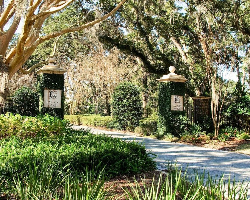 Price Improvement! Incredibly charming home! This beautiful 3 - photo 27