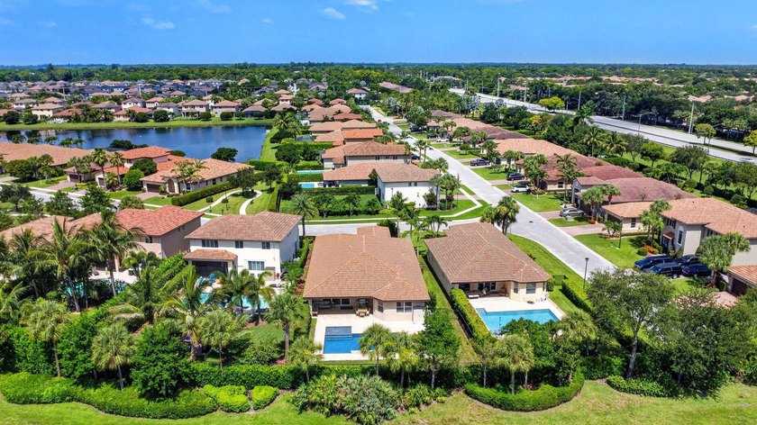 Discover the perfect blend of luxury, privacy, and - photo 40