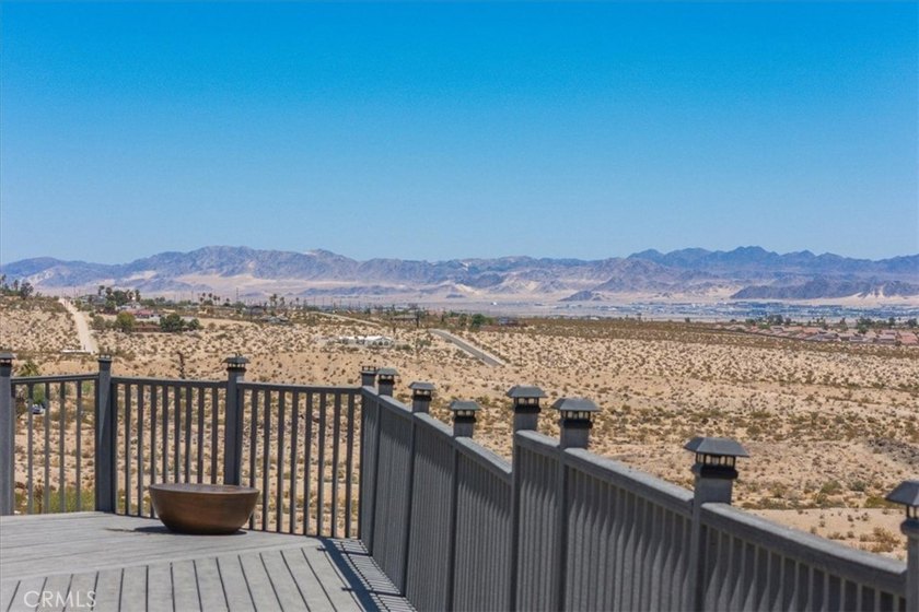 Welcome to the pinnacle of desert living - a custom-designed - photo 46