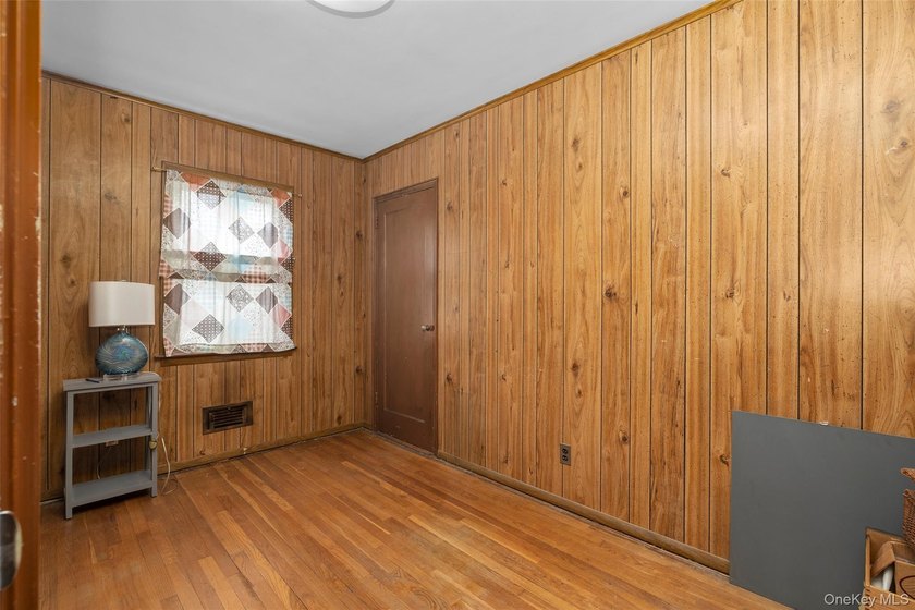 Solid Sprawling 3 Bedroom, Brick Ranch with full basement - photo 9