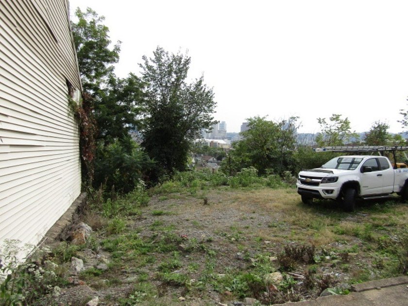 Great opportunity in East Allegheny!! Perfect investment - photo 6