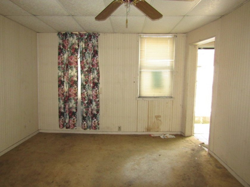 Great opportunity in East Allegheny!! Perfect investment - photo 10