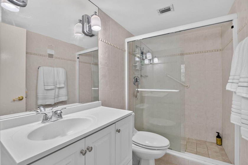 Second-floor 1-bedroom, 1.5-bath condo in The Palms of Deer - photo 19
