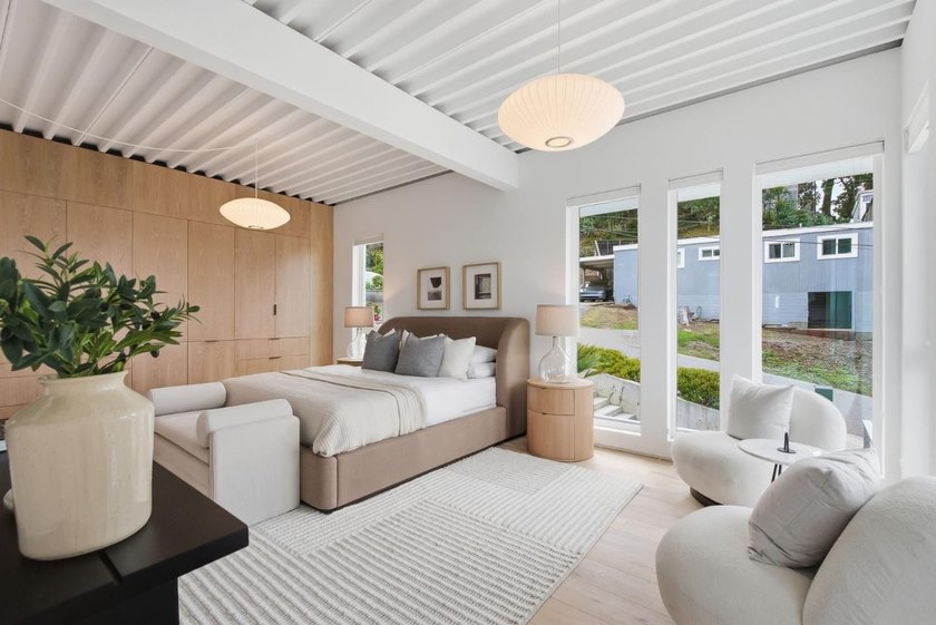 Just blocks from the ocean at Pedro Point, this stunning custom - photo 24
