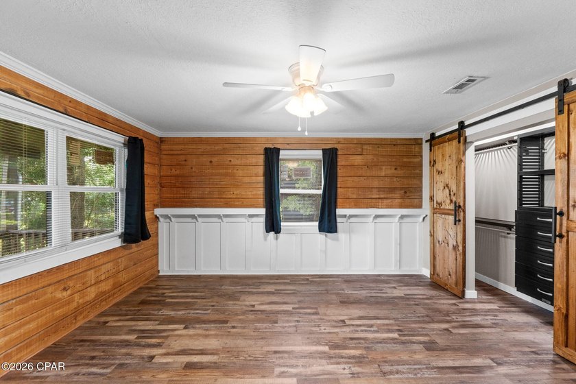Wake up to breathtaking lake views and spend your evenings - photo 29
