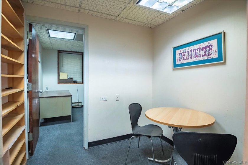 The ideal location for your business to thrive! Situated in one - photo 10