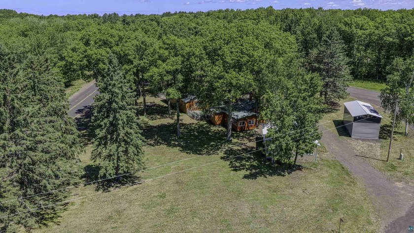 This lake-view property is located in the heart of Bayfield - photo 2