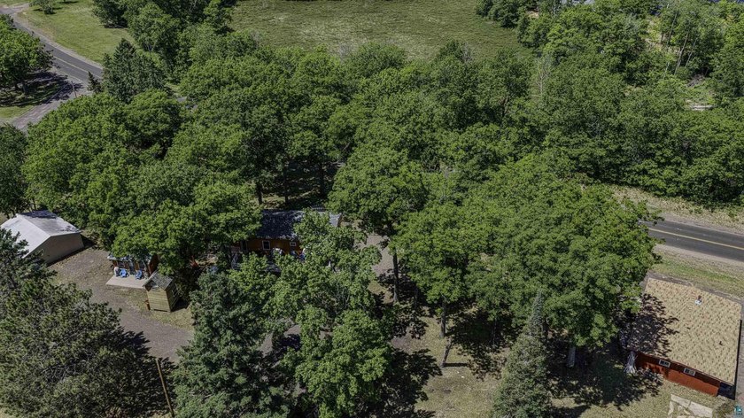 This lake-view property is located in the heart of Bayfield - photo 8