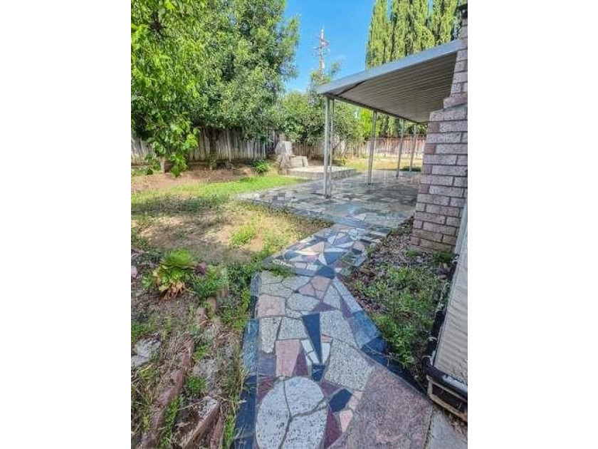Rare value-add opportunity in coveted Willow Glen! Investors - photo 25