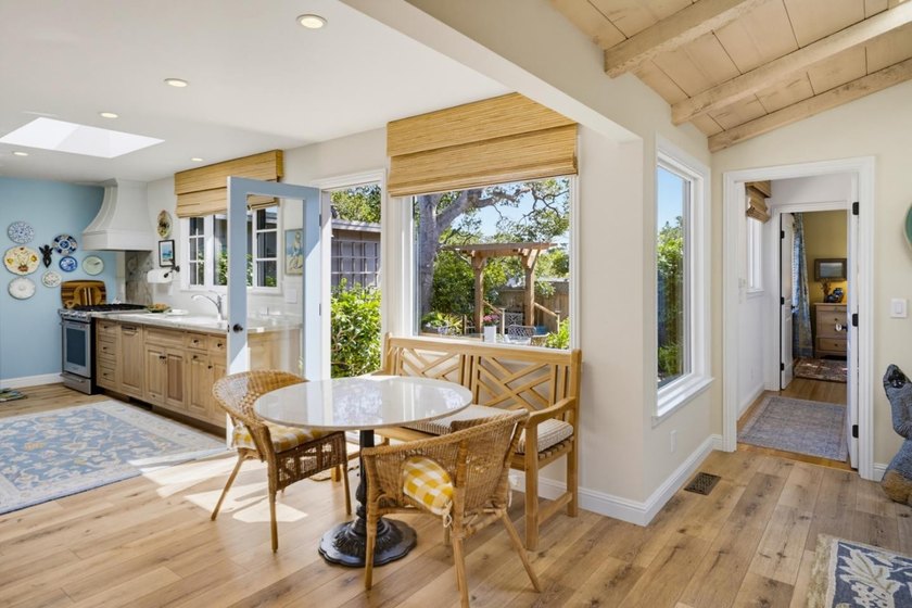 A delightful find in one of MPCC's most coveted neighborhoods - photo 11