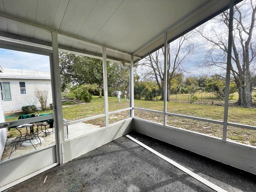 Stunning 3-Bedroom, 2-Bathroom Home with Florida Room in Premier - photo 12