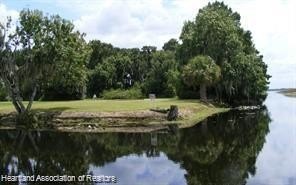 LIVING ON THE LAKE ISTOKPOGA (27,692 ACRES) IS ALL ABOUT - photo 7