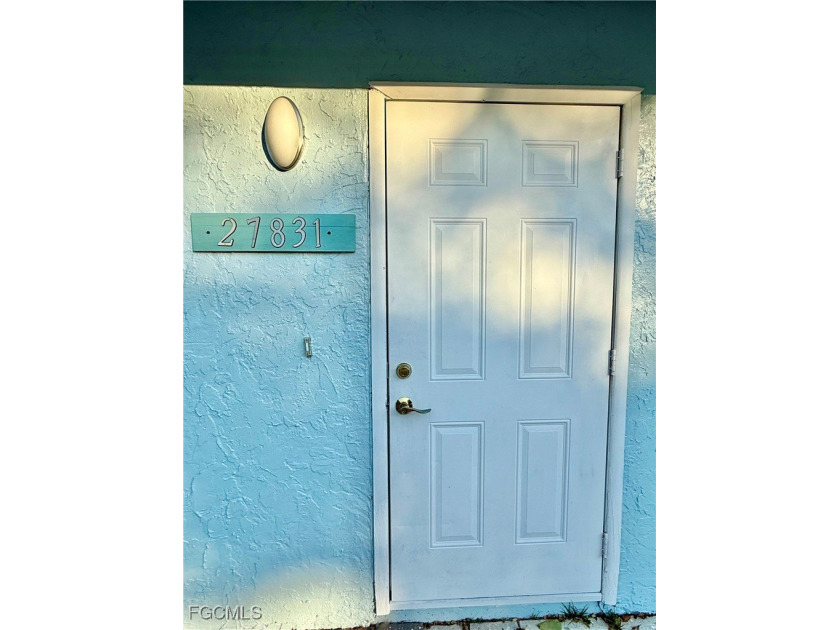 STUNNING 3BR/2BA HOME WITH PRIVATE MOTHER-IN-LAW SUITE - PRIME - photo 2