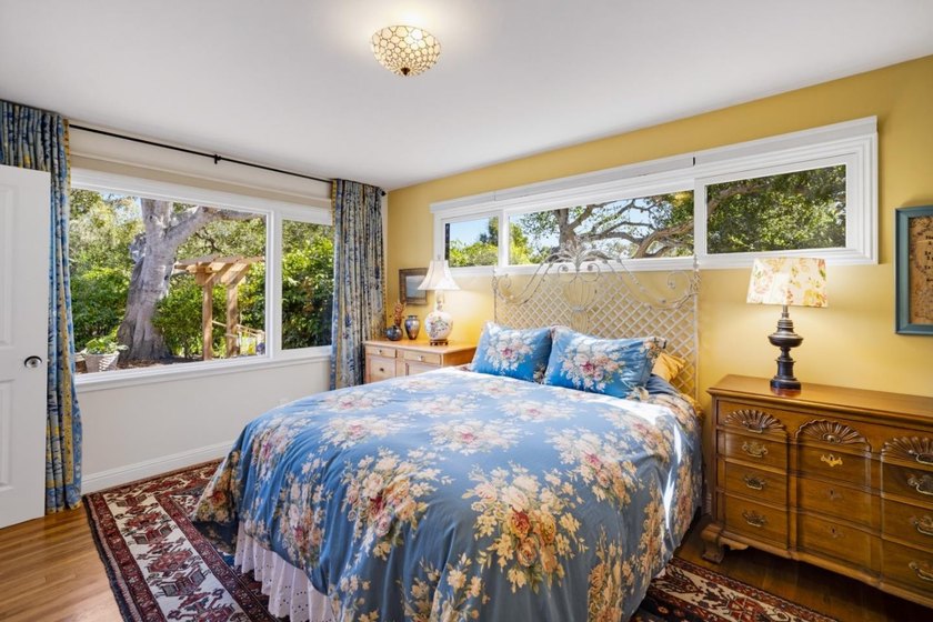 A delightful find in one of MPCC's most coveted neighborhoods - photo 22