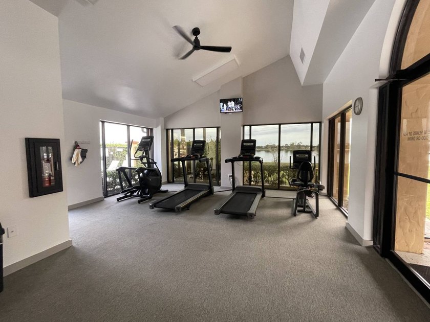 Stunning 3-Bedroom, 2-Bathroom Home with Florida Room in Premier - photo 46