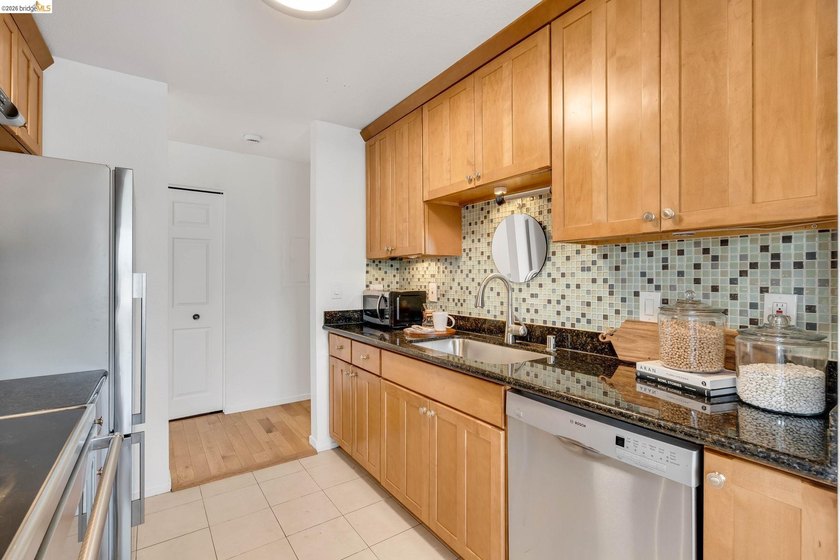 Top floor at 322 Hanover Avenue #512 puts you close to Lake - photo 13