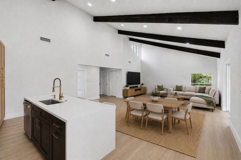 Beautifully redone 3-bedroom, 2-bath home on a desirable corner - photo 6