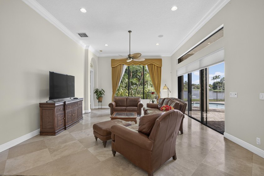 Welcome to luxury living in the prestigious Versailles community - photo 20