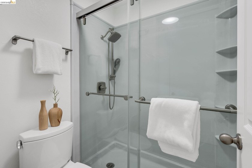 Top floor at 322 Hanover Avenue #512 puts you close to Lake - photo 32