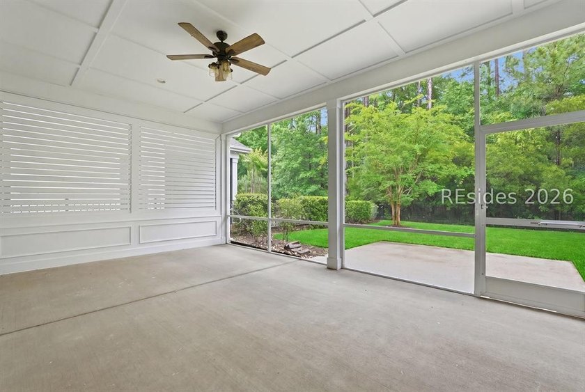BEST DEAL IN HAMPTON LAKE! PRICED TO SELL! Experience refined - photo 33