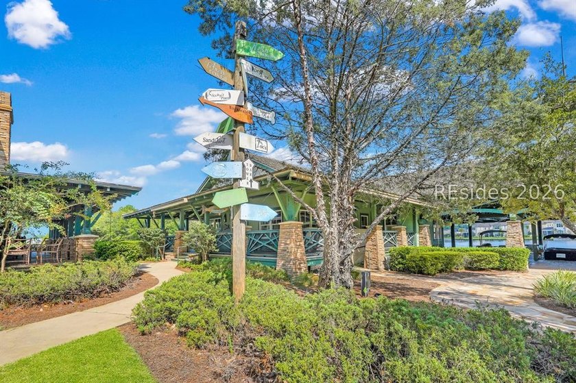BEST DEAL IN HAMPTON LAKE! PRICED TO SELL! Experience refined - photo 50