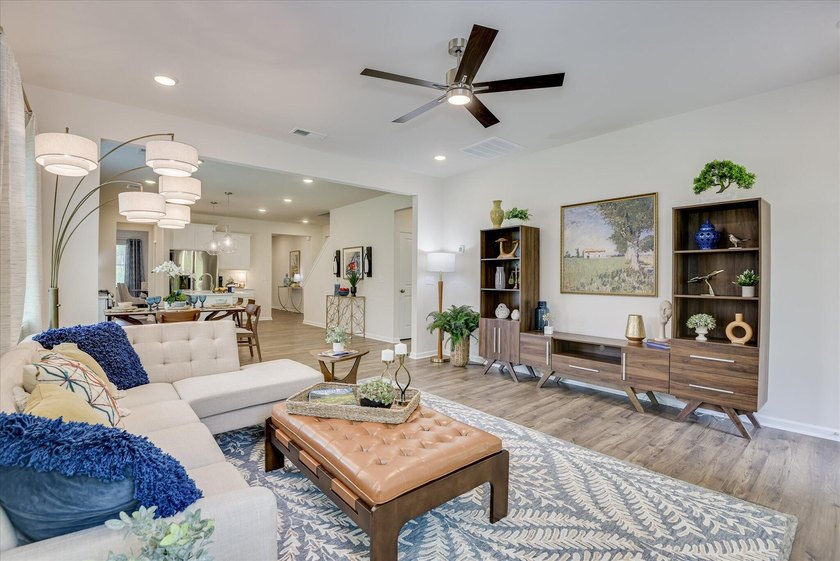 No HOA!! The Reedy by Veranda Homes is a stunning new - photo 11