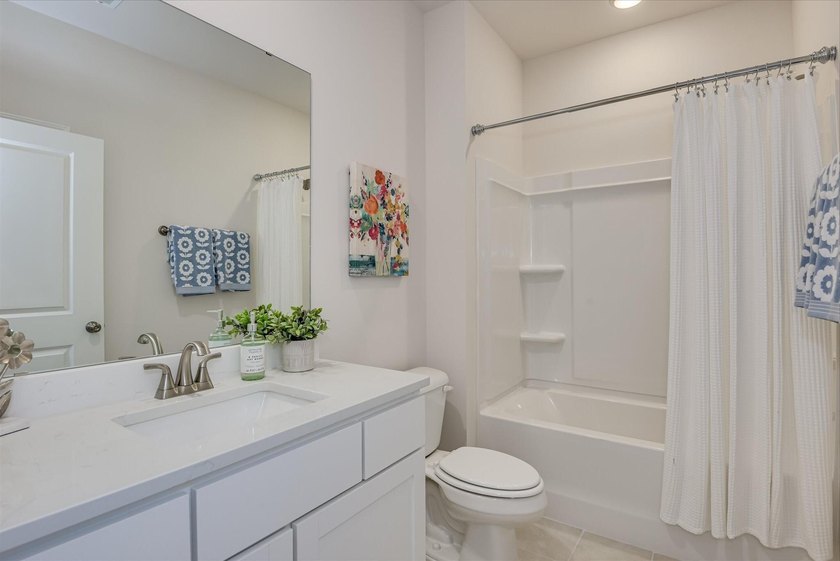 No HOA!! The Reedy by Veranda Homes is a stunning new - photo 16