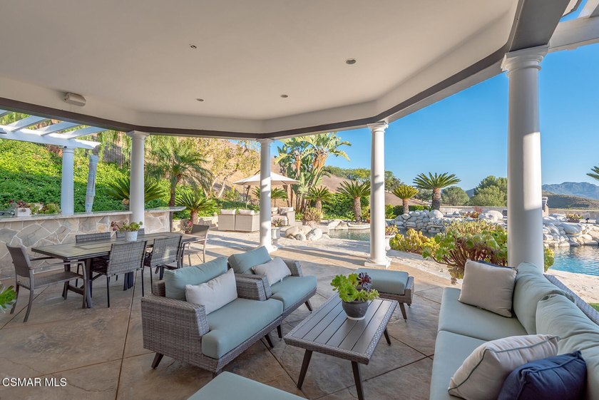 The ultimate SINGLE STORY VIEW estate on one of the best streets - photo 50