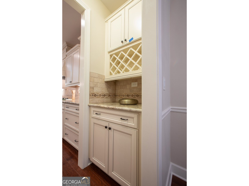 Discover easy living in this beautifully designed, freshly - photo 14