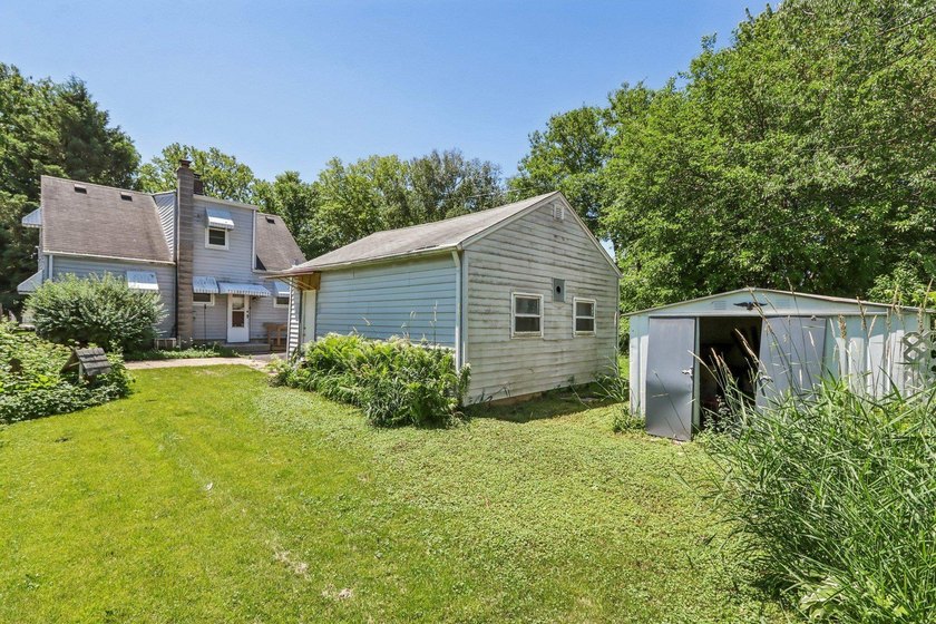 Welcome Home! A great move-in-ready starter home or investment - photo 5