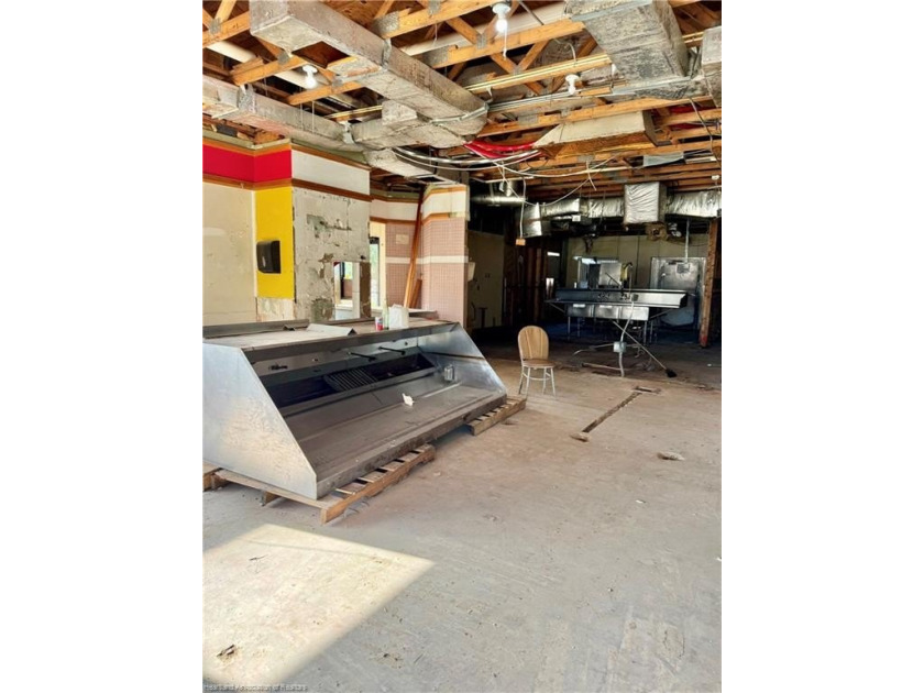 Excellent location in downtown Sebring for a stand alone - photo 10