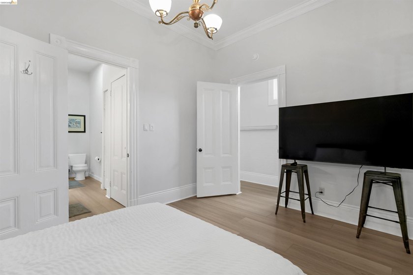 Experience timeless San Francisco living in this exceptional 2 - photo 21