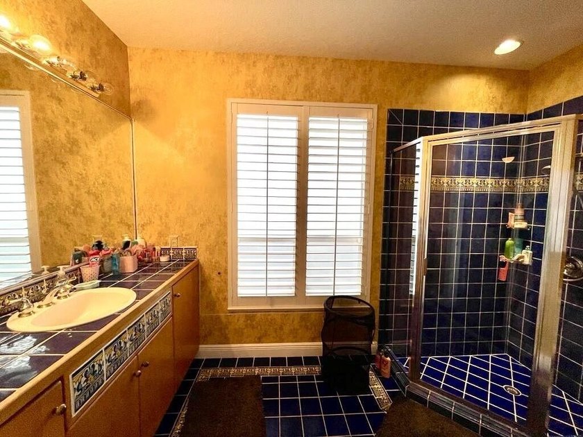 All measure approx. Please send an offer with Great - photo 22