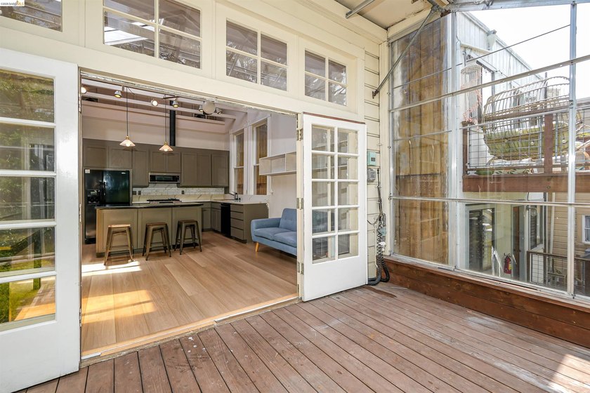Experience timeless San Francisco living in this exceptional 2 - photo 40