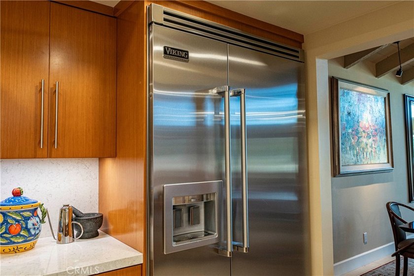 Nestled within the sought-after Virginia Vista enclave in the - photo 21