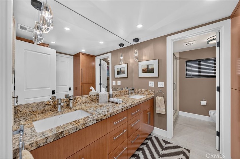 Nestled within the sought-after Virginia Vista enclave in the - photo 30