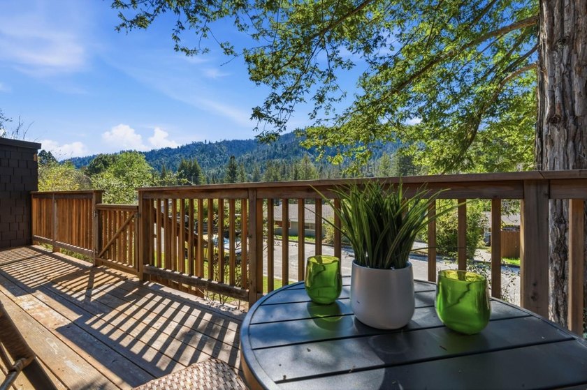 Turnkey 2-bed, 2-bath townhome in Boulder Creek! Thoughtfully - photo 33